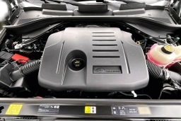 Land Rover Range Rover SE P400 SWB 2026