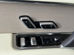 Land Rover Range Rover SE P400 SWB 2026