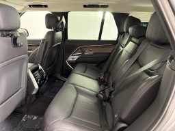 Land Rover Range Rover SE P400 SWB 2026