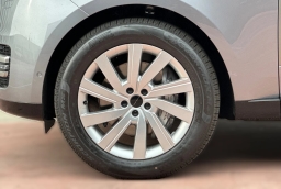 Land Rover Range Rover SE P400 SWB 2026