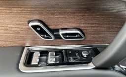 Land Rover Range Rover SE P400 SWB 2026