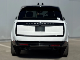 Land Rover Range Rover SE P400 SWB 2026