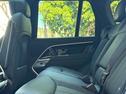 Land Rover Range Rover SE P400 SWB 2026