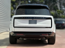 Land Rover Range Rover SE P400 SWB 2026