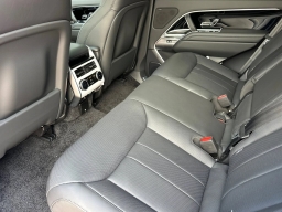 Land Rover Range Rover SE P400 SWB 2026