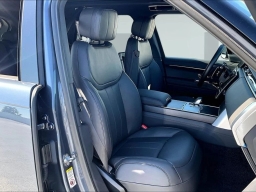 Land Rover Range Rover SE P400 SWB 2026