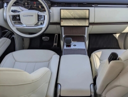 Land Rover Range Rover SE P400 SWB 2026