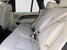 Land Rover Range Rover SE P400 SWB 2026