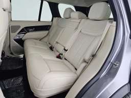 Land Rover Range Rover SE P400 SWB 2026