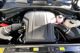 Land Rover Range Rover SE P530 LWB 7 Seat 2026