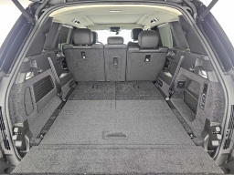 Land Rover Range Rover SE P530 LWB 7 Seat 2026