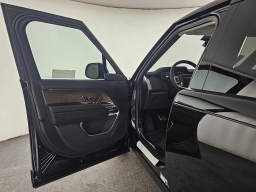 Land Rover Range Rover SE P530 LWB 7 Seat 2026