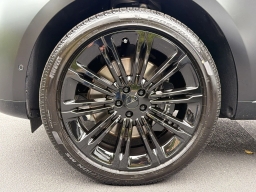 Land Rover Range Rover SE P530 LWB 7 Seat 2026