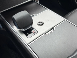 Land Rover Range Rover SE P530 LWB 7 Seat 2026