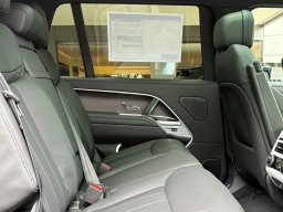 Land Rover Range Rover SE P530 LWB 7 Seat 2026