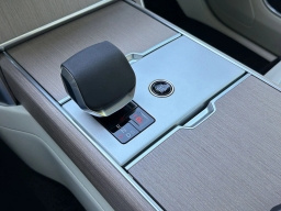 Land Rover Range Rover SE P530 LWB 7 Seat 2026