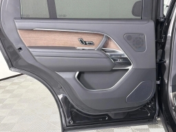 Land Rover Range Rover SE P400 LWB 7 Seat 2026