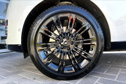 Land Rover Range Rover SE P400 LWB 7 Seat 2026