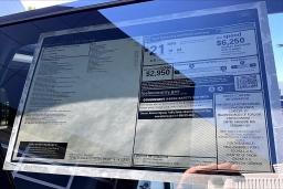 Land Rover Range Rover SE P400 LWB 7 Seat 2026