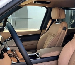 Land Rover Range Rover SE P400 LWB 7 Seat 2026