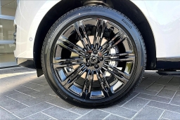 Land Rover Range Rover SE P400 LWB 7 Seat 2026