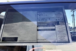 Land Rover Range Rover SE P400 LWB 7 Seat 2026