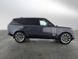 Land Rover Range Rover SE P400 LWB 7 Seat 2026