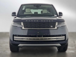 Land Rover Range Rover SE P400 LWB 7 Seat 2026