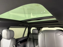 Land Rover Range Rover SE P400 LWB 7 Seat 2026