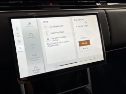 Land Rover Range Rover SE P400 LWB 7 Seat 2026