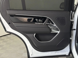 Land Rover Range Rover SE P400 LWB 7 Seat 2026