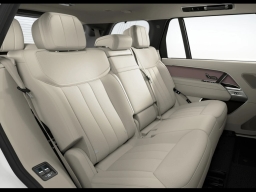 Land Rover Range Rover SE P400 LWB 7 Seat 2026