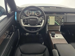 Land Rover Range Rover SE P400 LWB 7 Seat 2026