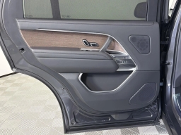 Land Rover Range Rover SE P400 LWB 7 Seat 2026