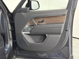 Land Rover Range Rover SE P400 LWB 7 Seat 2026