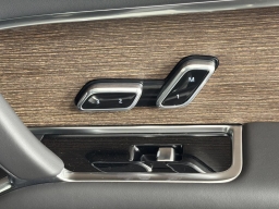 Land Rover Range Rover SE P400 LWB 7 Seat 2026