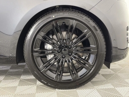 Land Rover Range Rover SE P400 LWB 7 Seat 2026