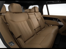 Land Rover Range Rover SE P400 LWB 7 Seat 2026