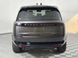 Land Rover Range Rover SE P400 LWB 7 Seat 2026