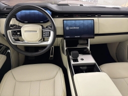 Land Rover Range Rover SE P400 LWB 7 Seat 2026