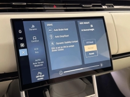 Land Rover Range Rover SE P400 LWB 7 Seat 2026