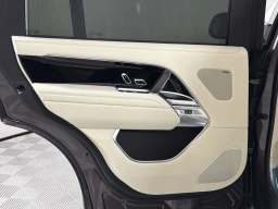 Land Rover Range Rover SE P400 LWB 7 Seat 2026