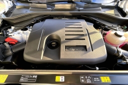 Land Rover Range Rover SE P400 LWB 7 Seat 2026