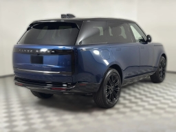 Land Rover Range Rover SE P400 LWB 7 Seat 2026