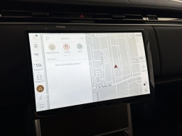 Land Rover Range Rover SE P400 LWB 7 Seat 2026