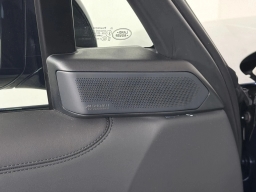 Land Rover Range Rover SE P400 LWB 7 Seat 2026