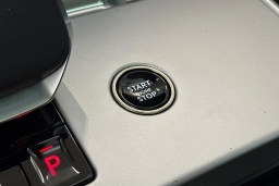 Land Rover Range Rover SE P400 LWB 7 Seat 2026