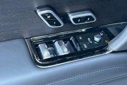 Land Rover Range Rover SV P615 SWB 2025