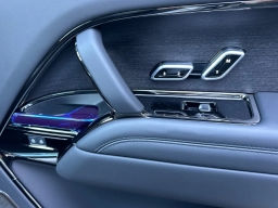 Land Rover Range Rover SV P615 SWB 2025