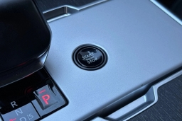 Land Rover Range Rover SV P615 SWB 2025